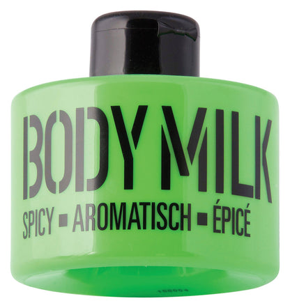 Набір: спрей для тіла,гель для душу, молочко , мочалка SPICY LIME